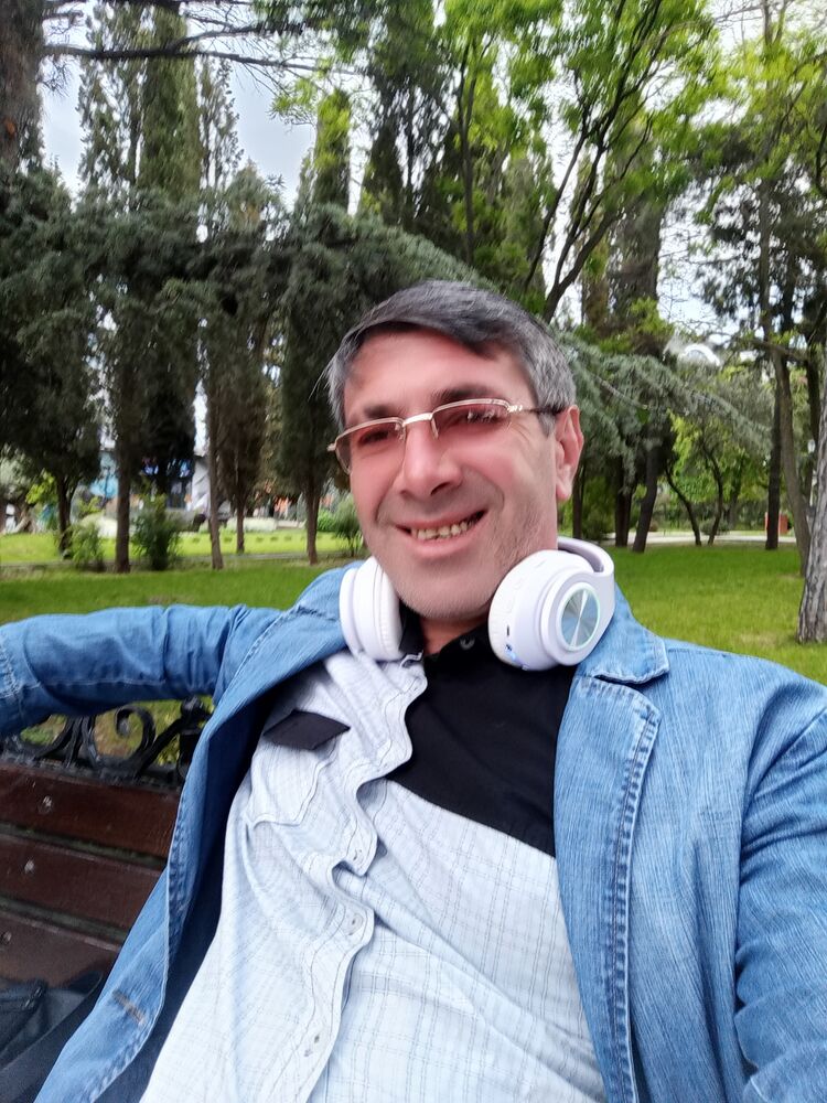  43259063  , 42 ,    