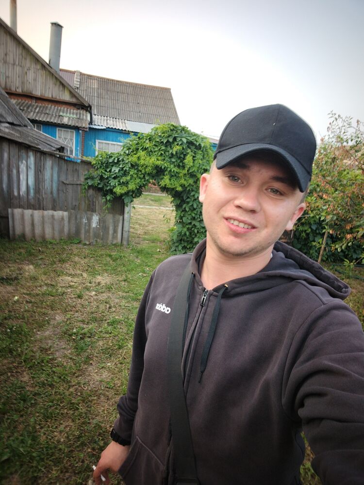  ,   Eduard, 28 ,   ,   , c 