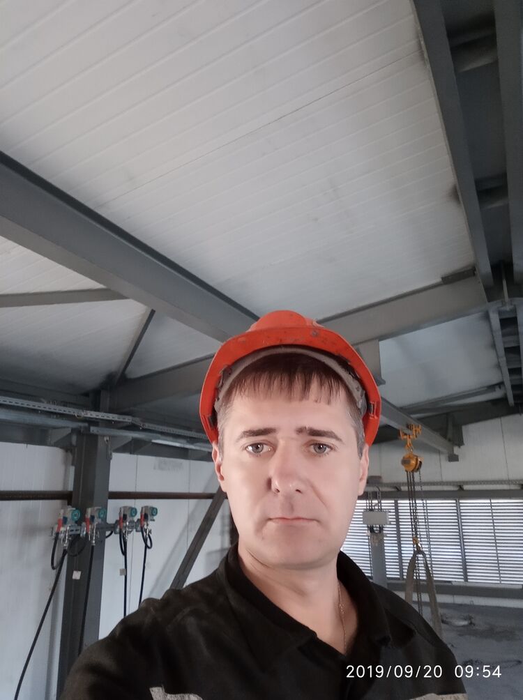  36361603  Ivan, 46 ,    
