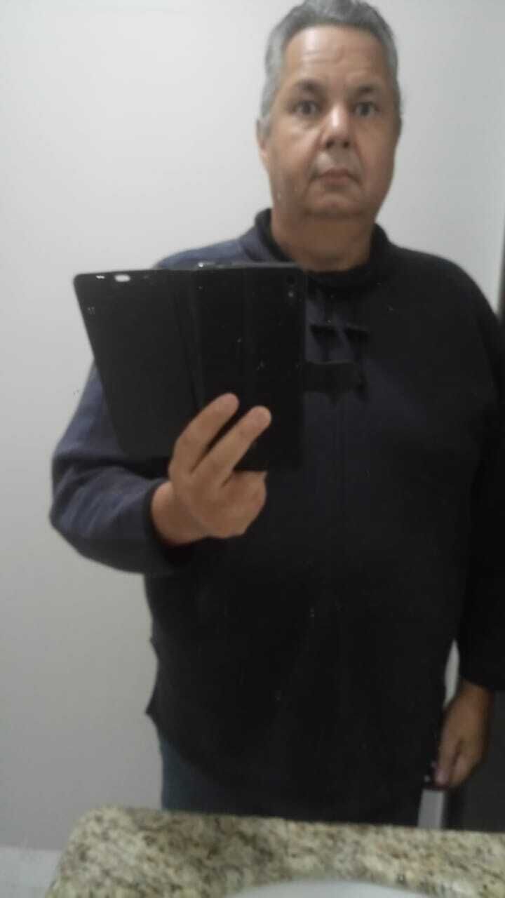  44709453  Markus, 57 ,    