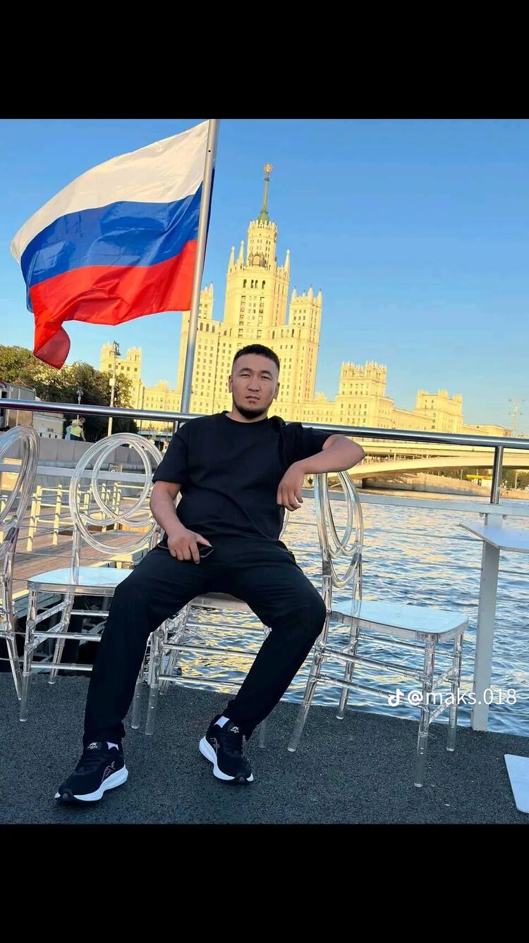  54495833  , 28 ,    -