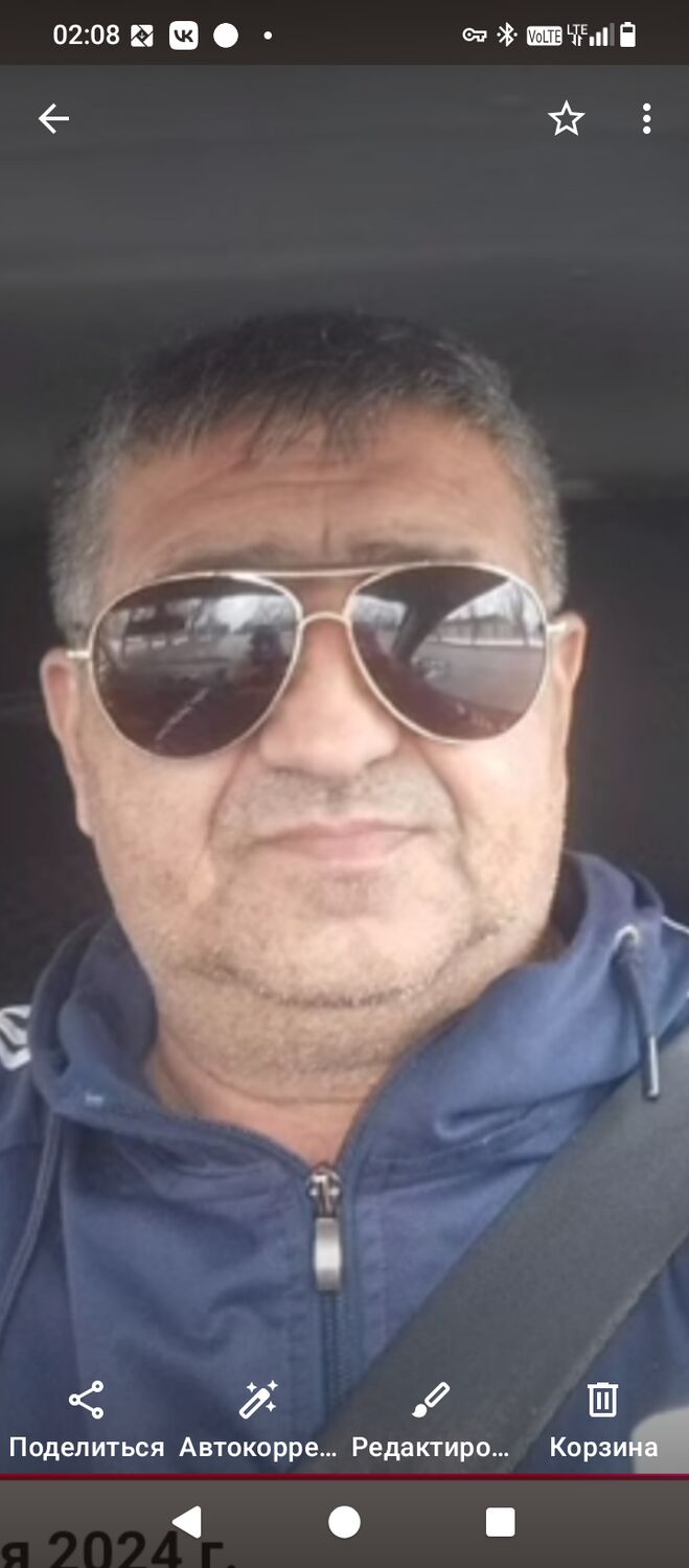  53525573  Miri, 52 ,    