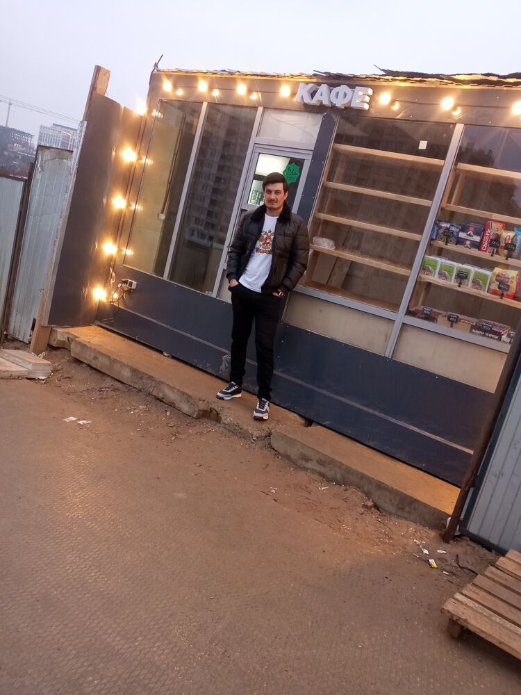  51065243  Arslan, 31 ,    