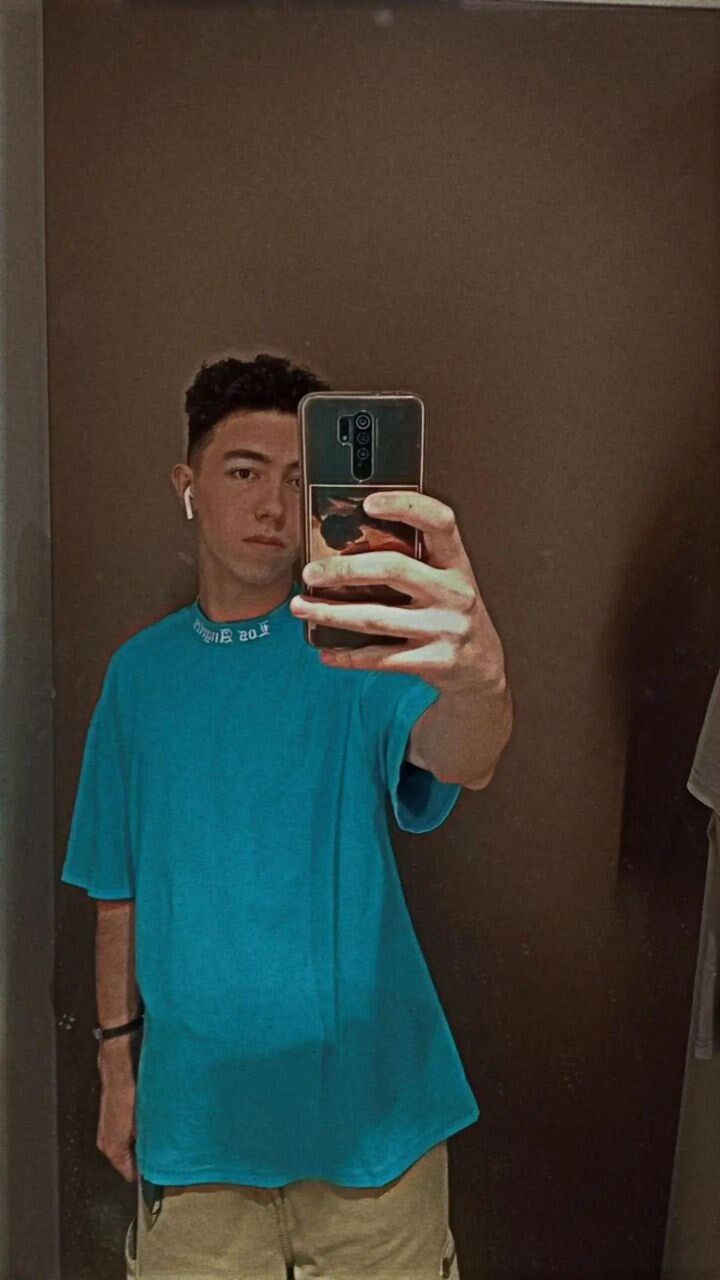  54316493  Amin, 21 ,    