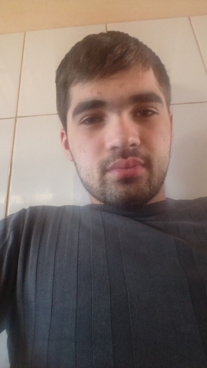  ,   Denis, 38 ,   ,   , c 