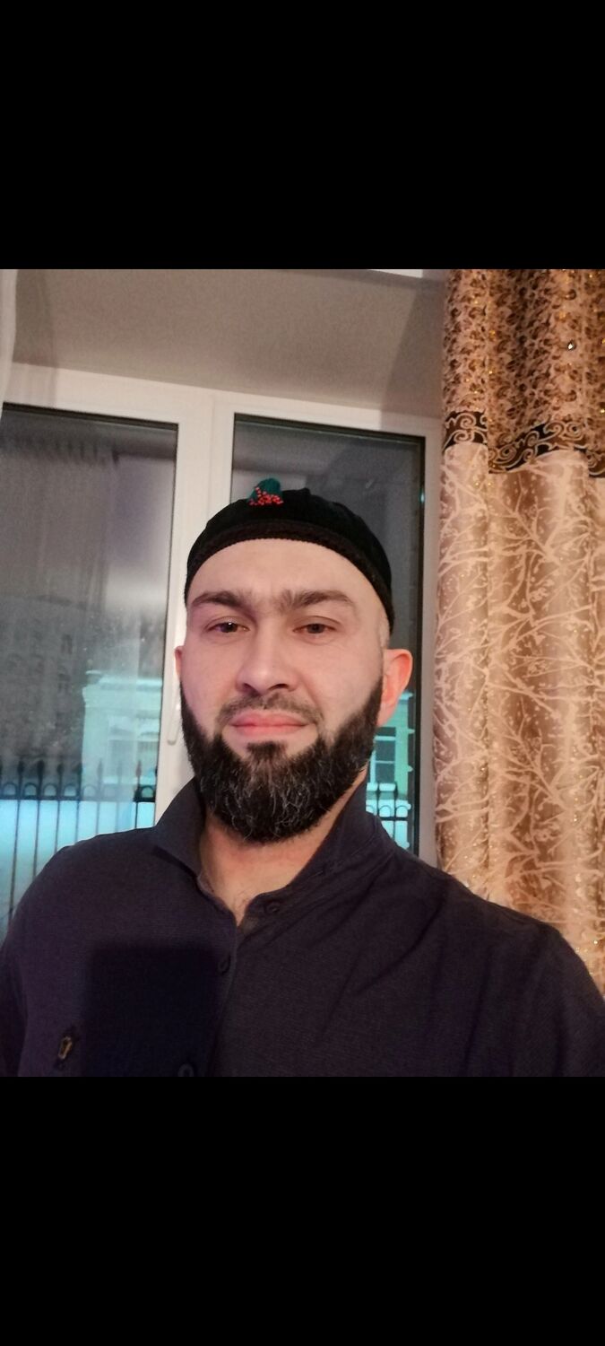   ,   Bahrom, 41 ,   ,   , c 