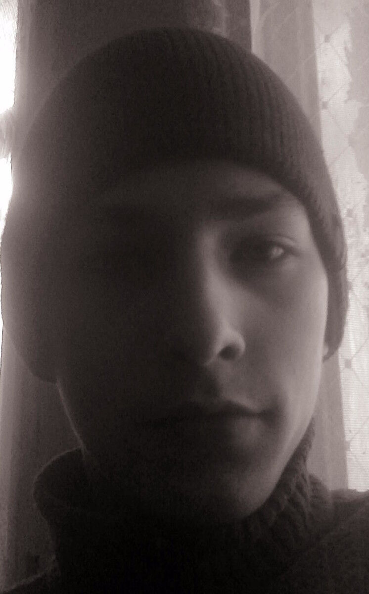  ,   Vasilij, 27 ,   