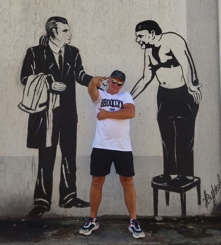  48570893  Vladimir, 43 ,    -