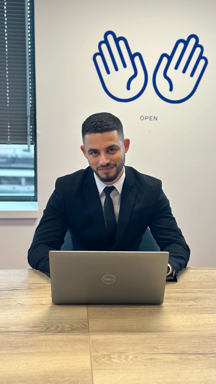 ���� 47170703 ����� Emir, 25 ���, ���� ���������� � ������