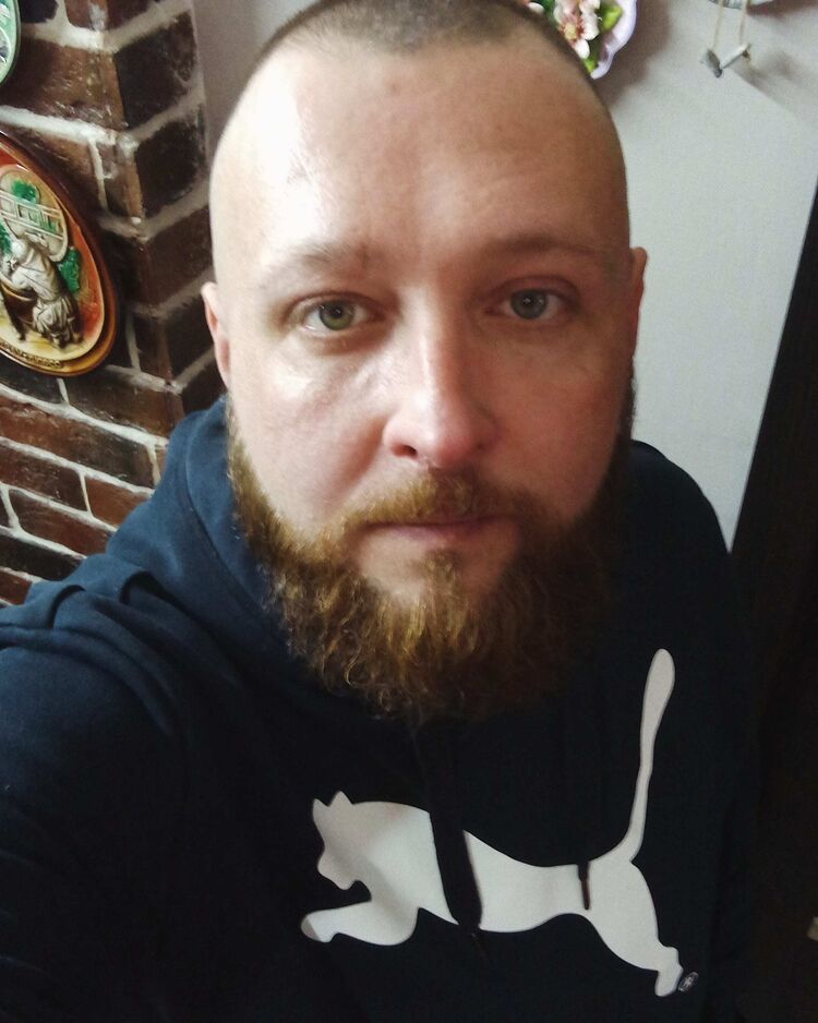  41032463  , 37 ,    