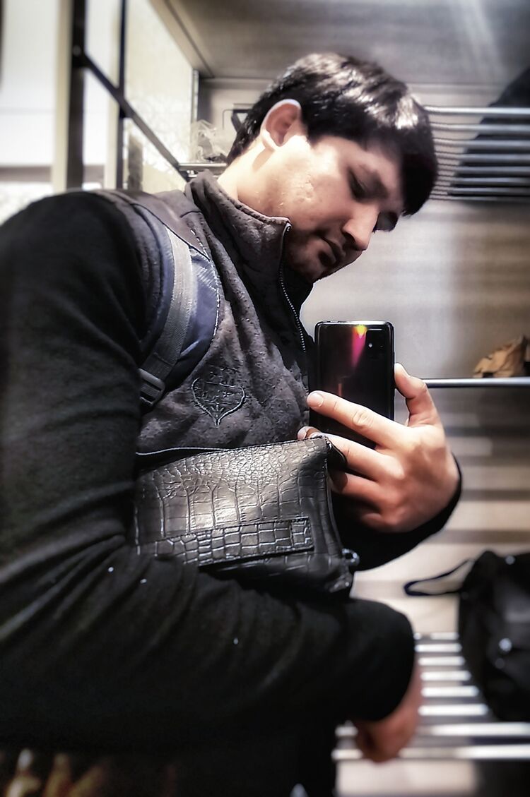  26072123  Nizom, 37 ,    