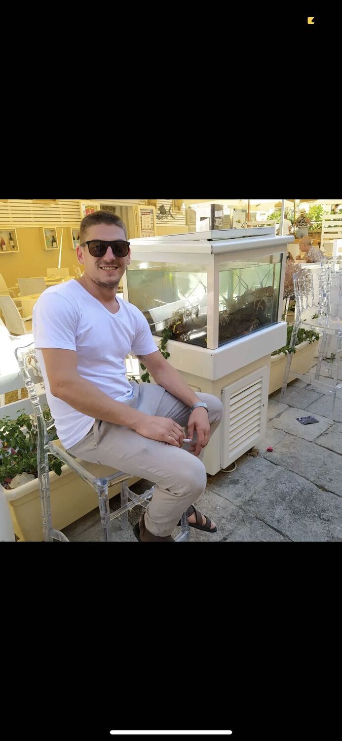  ,   Vlad, 33 ,   ,   
