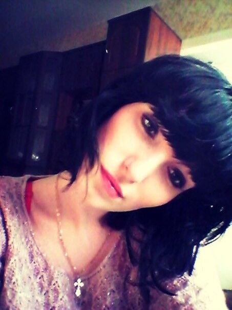 6715783  Viki, 38 ,    