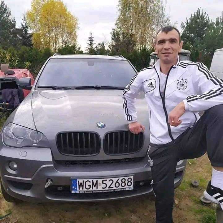  ,   Sergiu, 37 ,   ,   