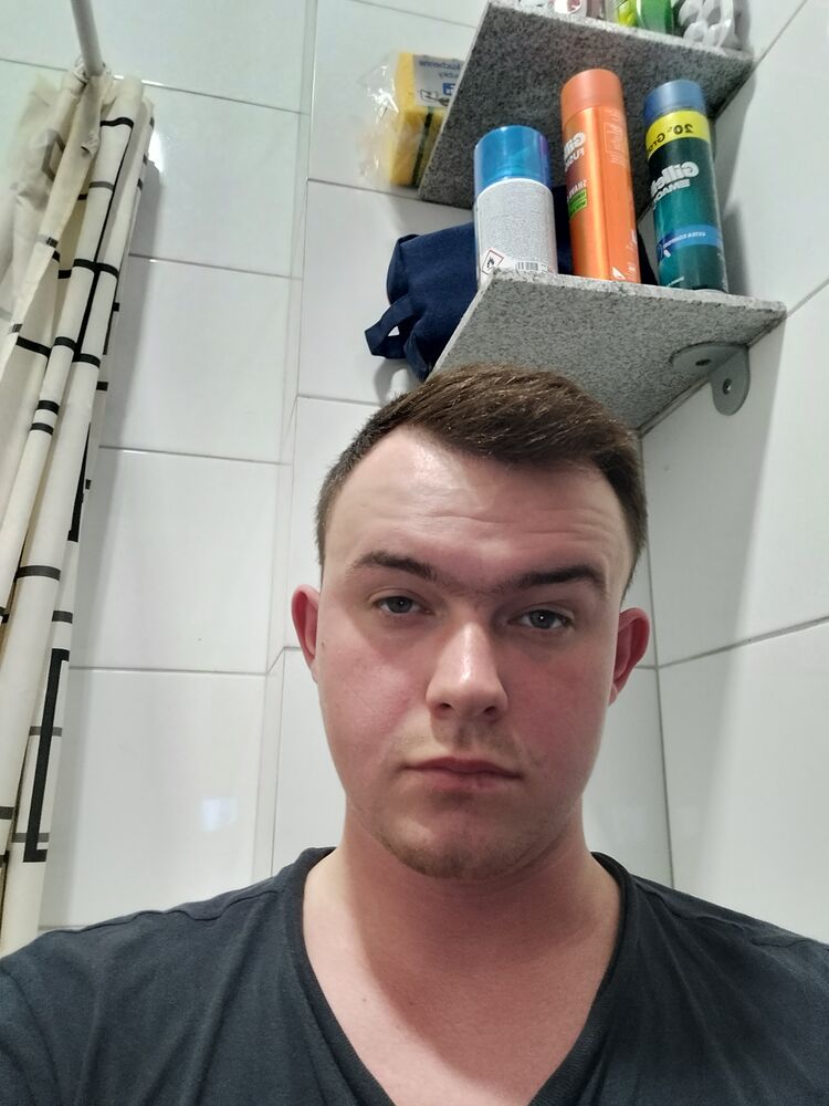  Ostroleka,   , 22 ,   ,   