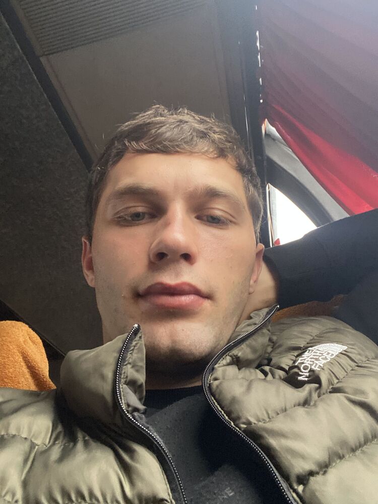  52403283  , 23 ,    