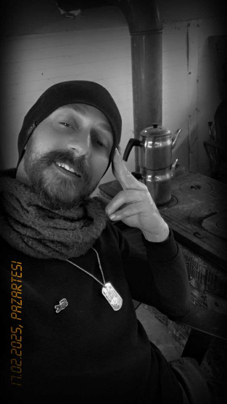  Frankfurt am Main,   Haluk, 35 ,   ,   