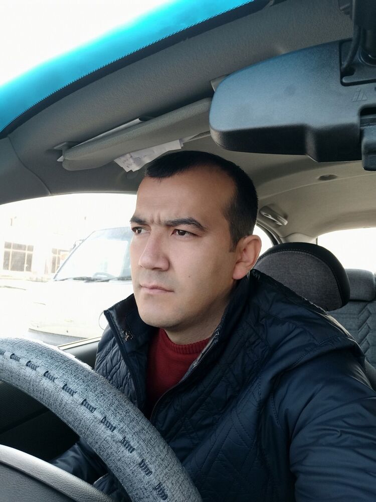  19338133  Abdurazzoq, 35 ,    