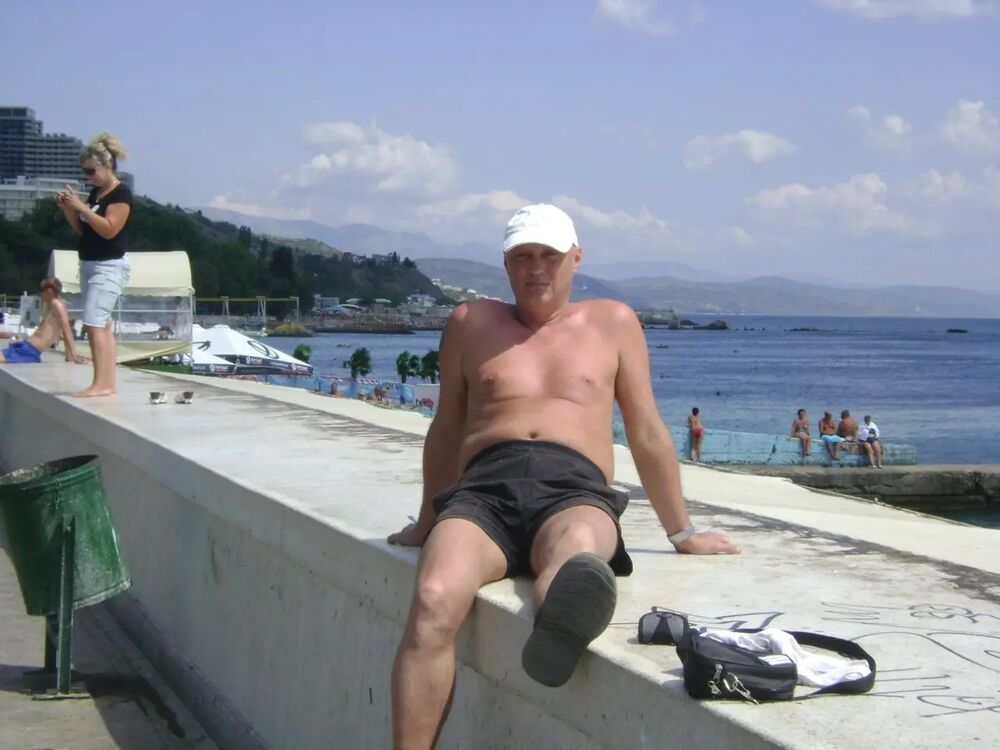  28617543  Valera, 60 ,    