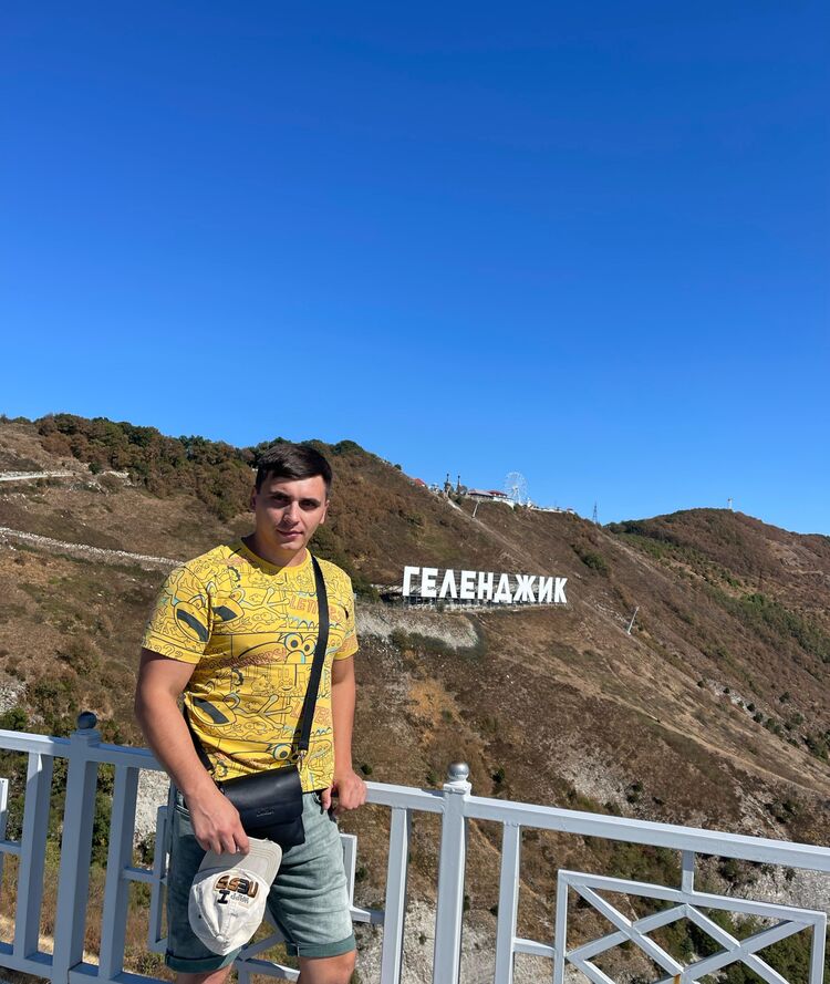  --,   , 32 ,   c 