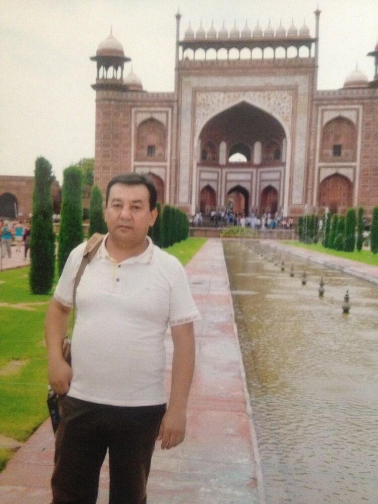  4258873  Kamil, 59 ,    