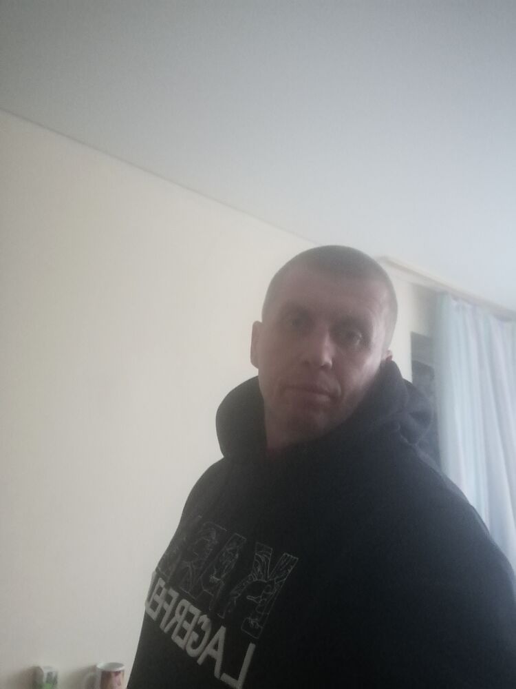  25054353  , 49 ,     