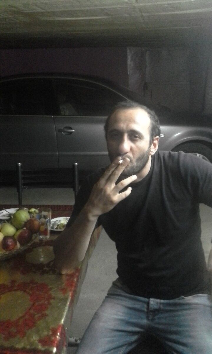  ,   Badri, 37 ,   ,   , c 