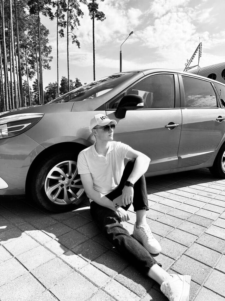  45974643  Egor, 23 ,    