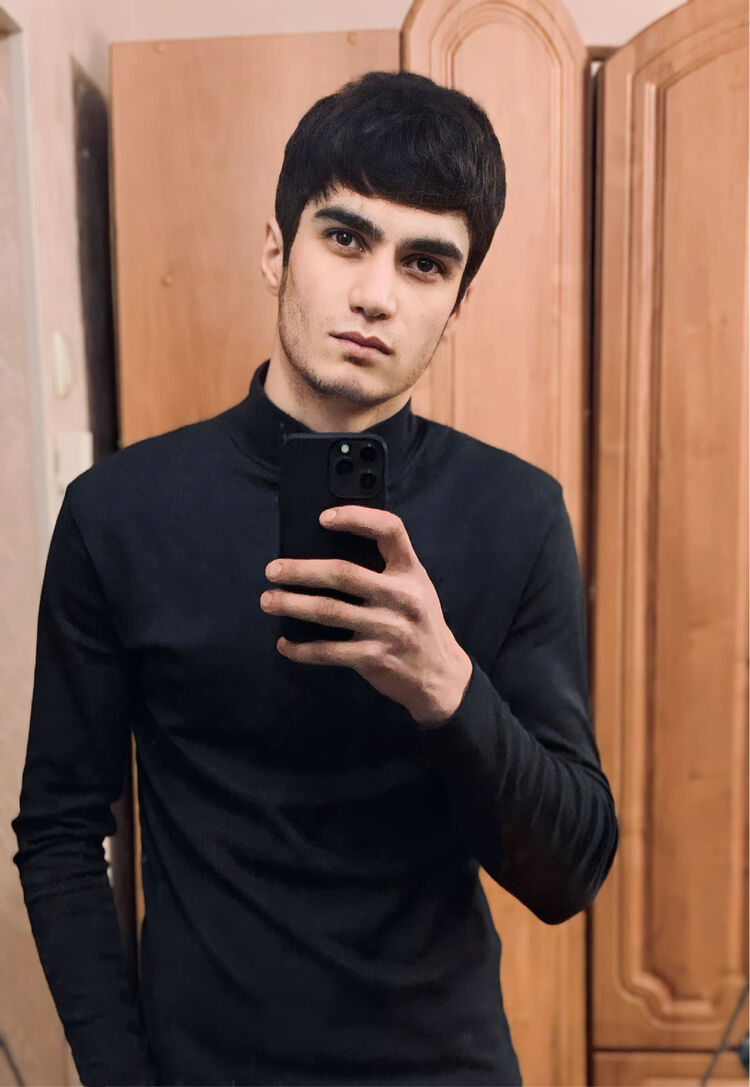  Fohrenhain,   Narek, 23 ,   ,   