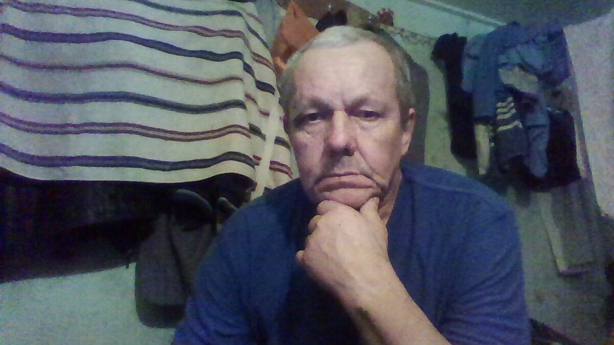  7031953  Anatoliy, 68 ,    