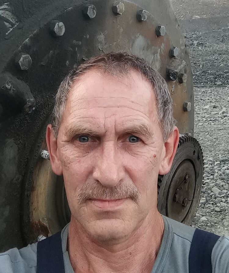  52091763  , 57 ,    