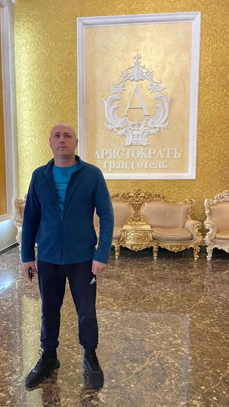  52627823  Evgeny, 48 ,    