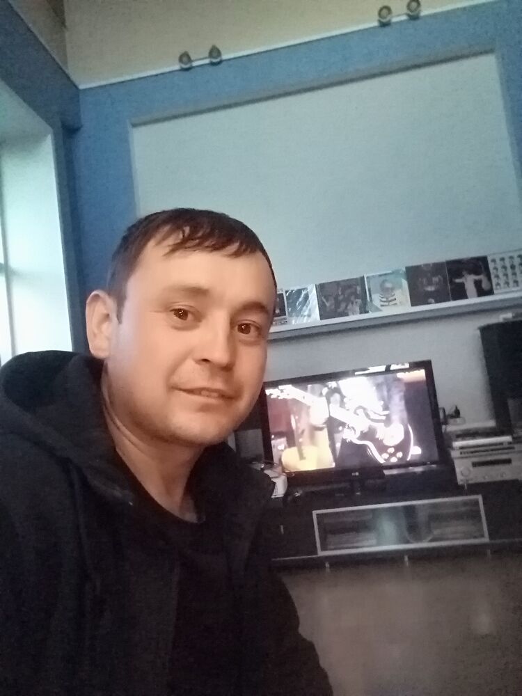  44742063  , 26 ,    