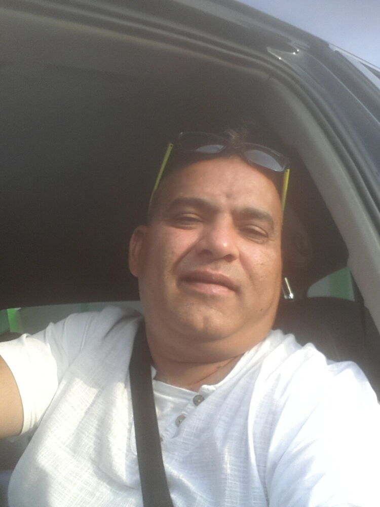  19979363  Dimitri, 49 ,    