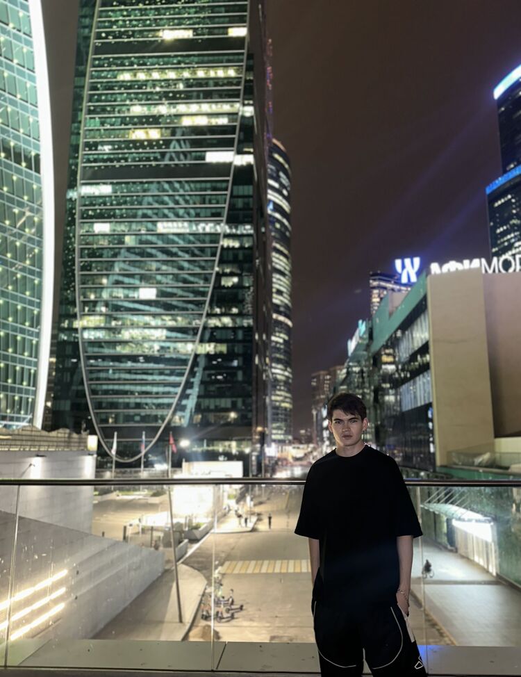  38081043  , 27 ,    
