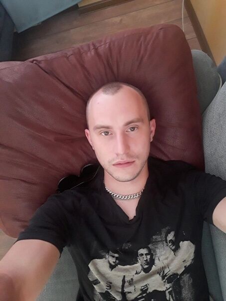  40931283  , 23 ,    