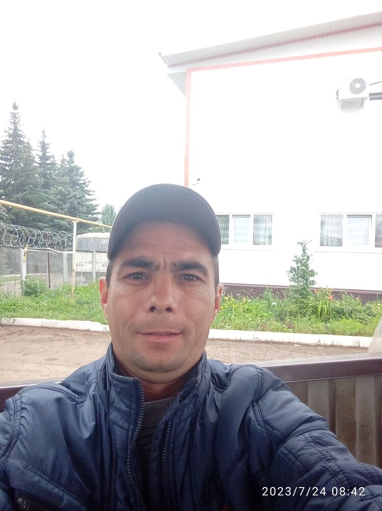  37406263  , 42 ,    