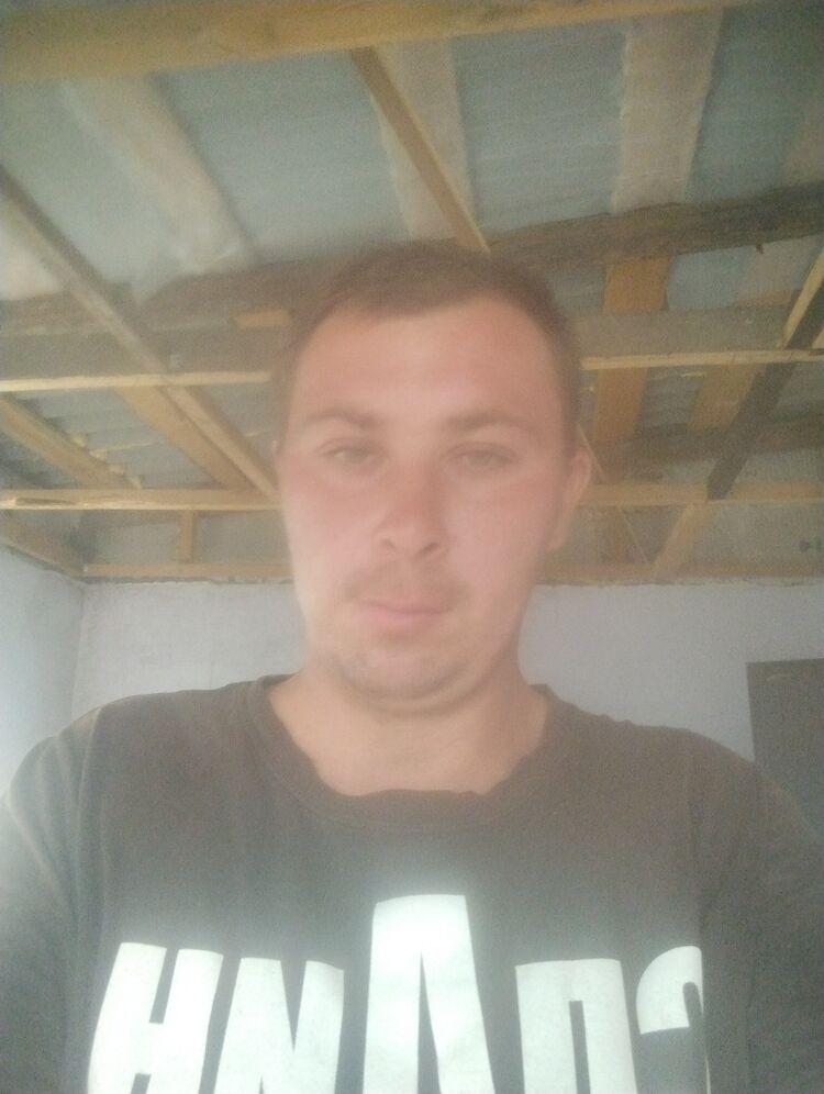  45880773  , 28 ,    
