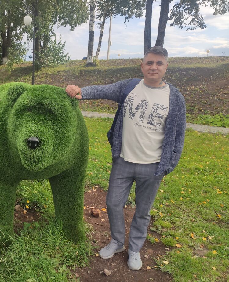  46205933  Denis, 43 ,    -