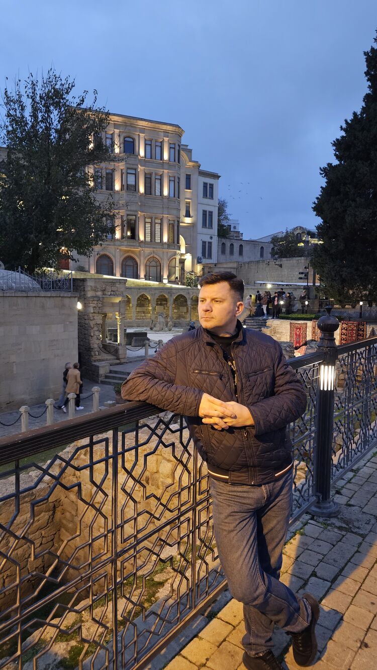  47667933  Sergey, 40 ,    