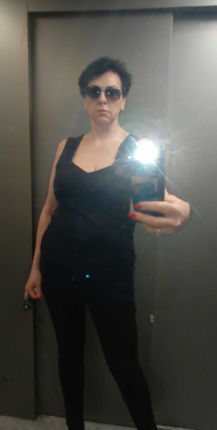  52497703  , 44 ,    