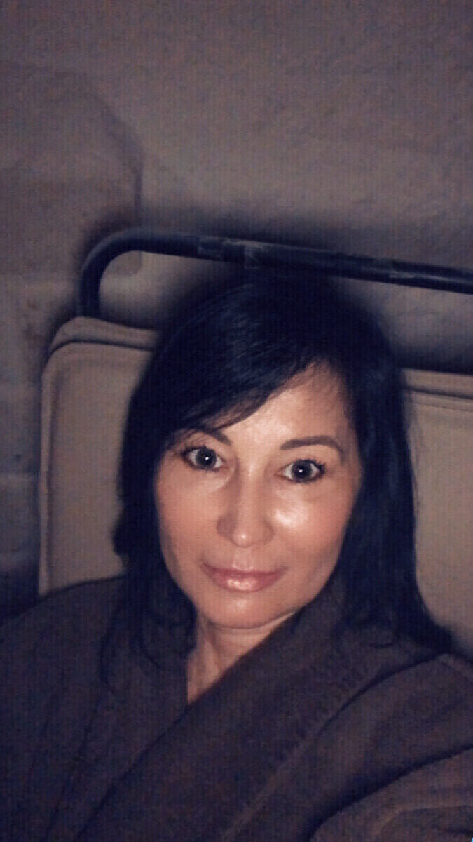  20658653  Malka, 51 ,    