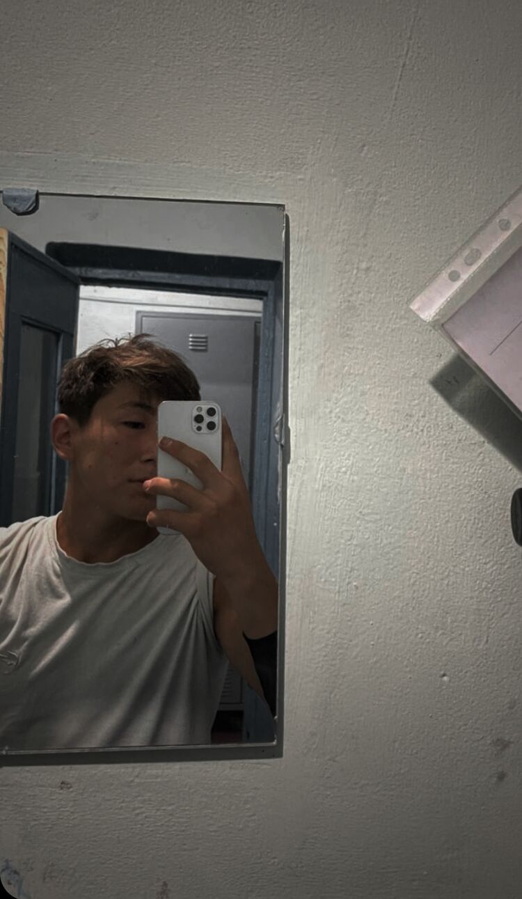  ,   Nurik, 18 ,   ,   