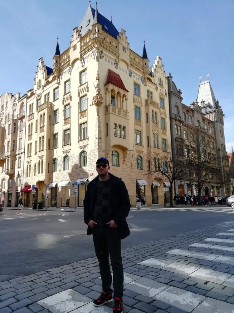  ,   Martin, 33 ,   ,   , c 