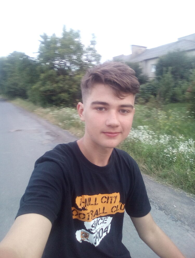  16995873  , 24 ,    