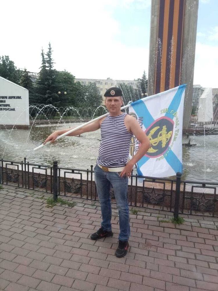  35601193  , 42 ,    