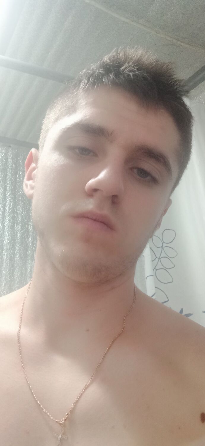  32387943  , 20 ,     