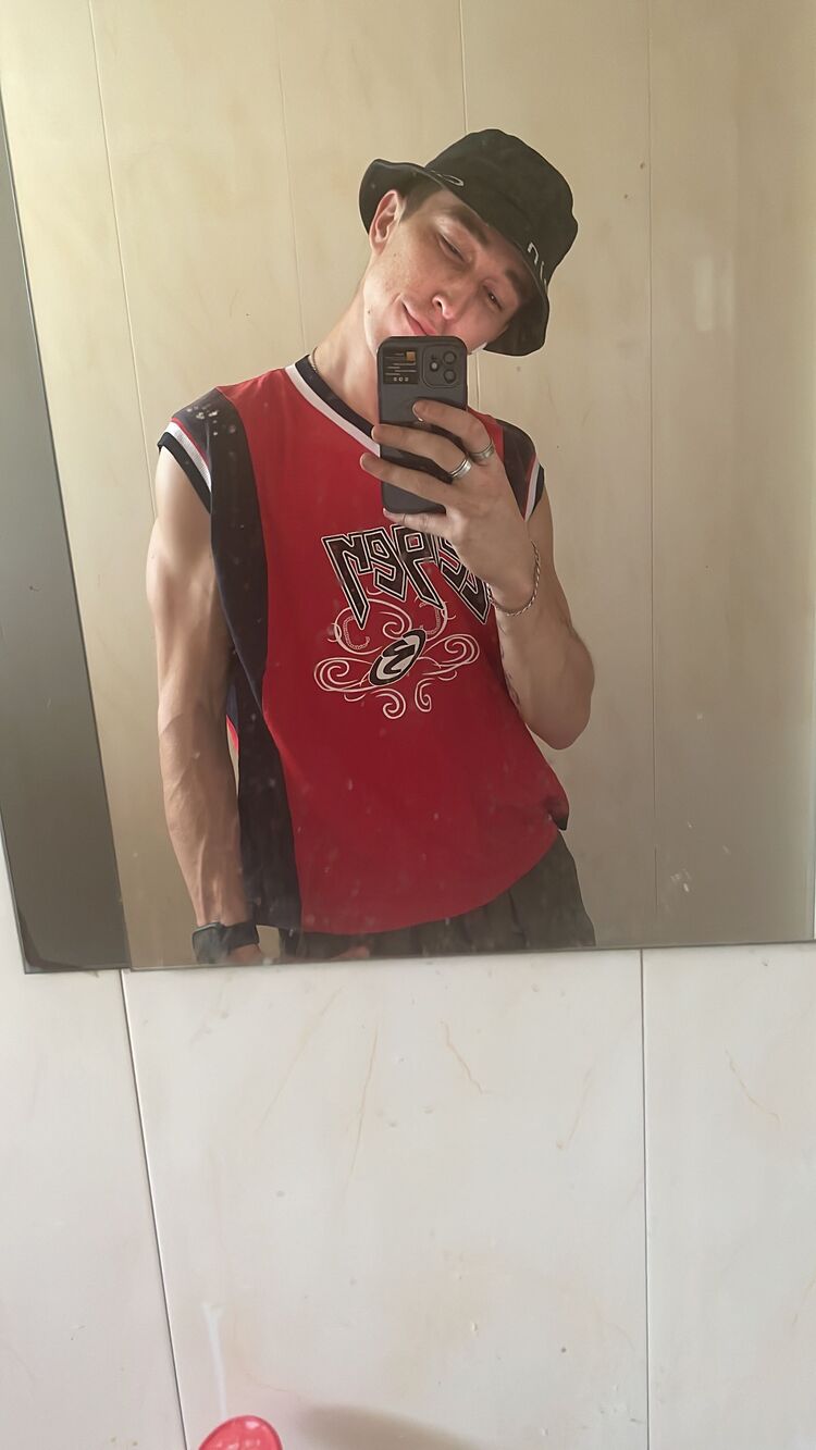  45645853  , 25 ,    