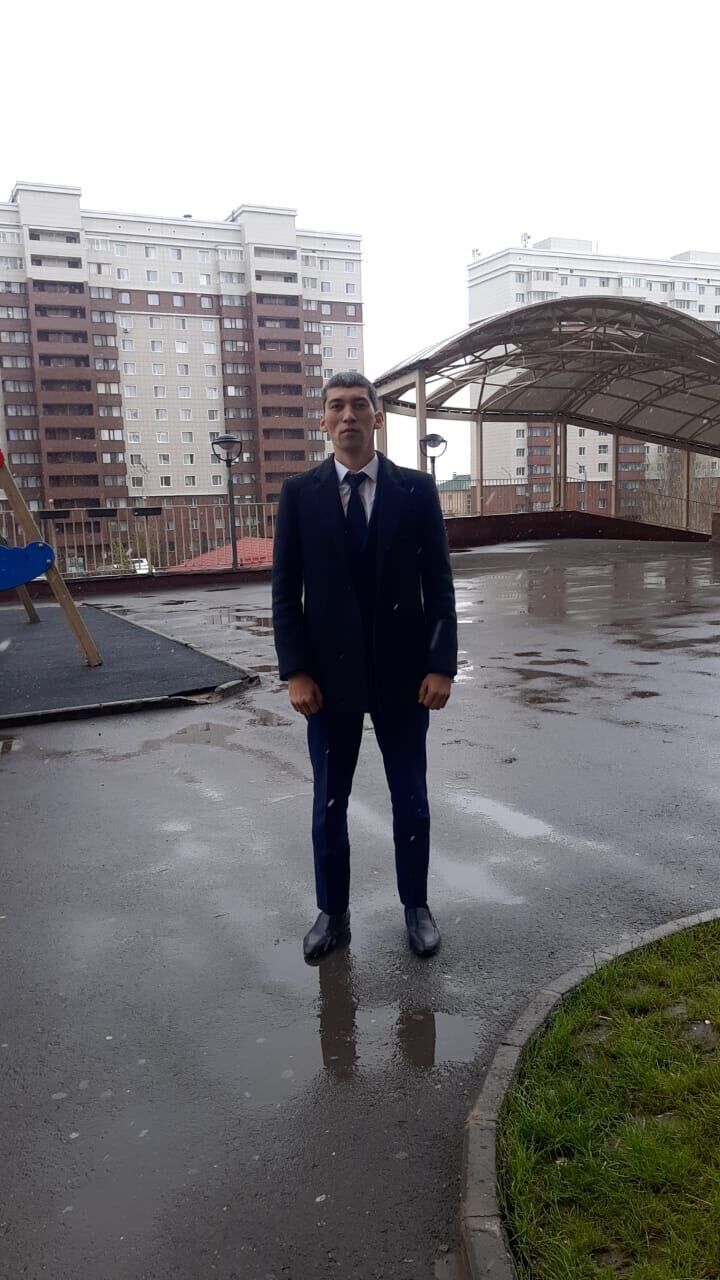  49218193  , 33 ,    