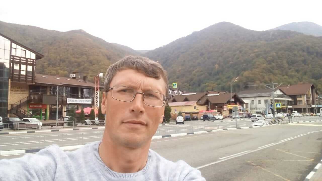  24664653  , 49 ,    